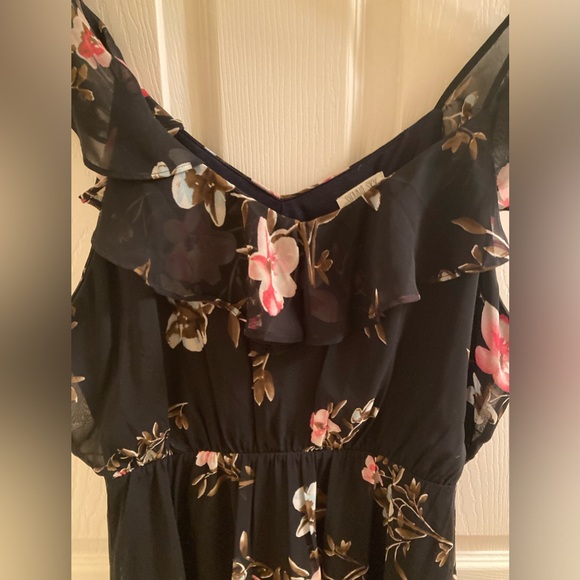 Floral dress - Picture 3 of 9